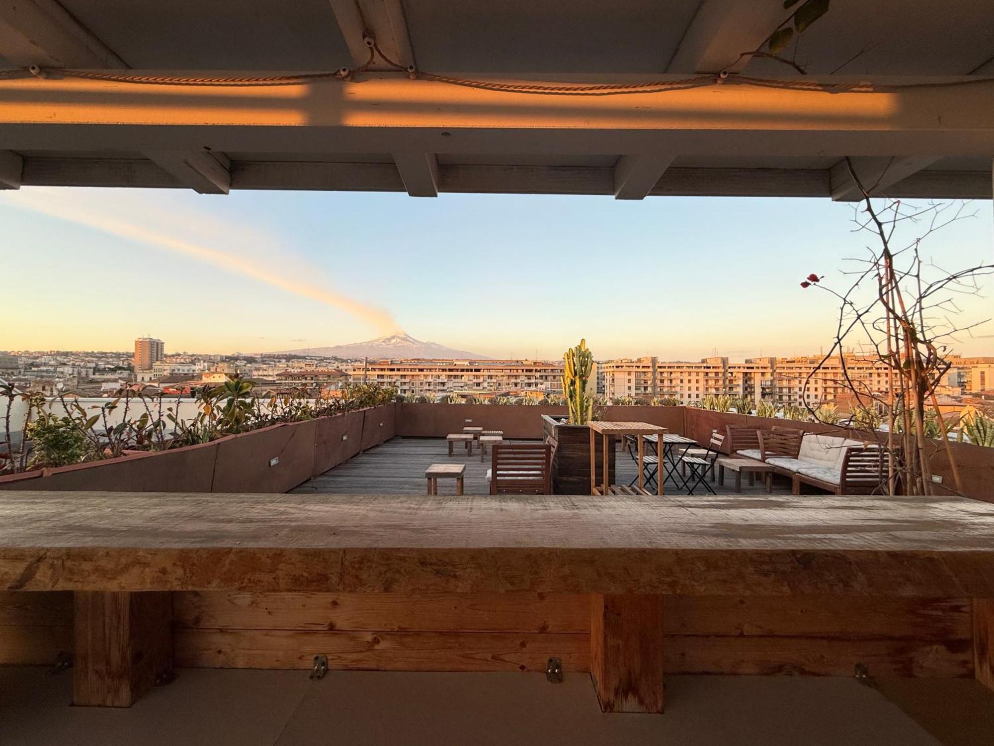 Terrazza Sangiuliano Bed & Breakfast Catania Exterior photo